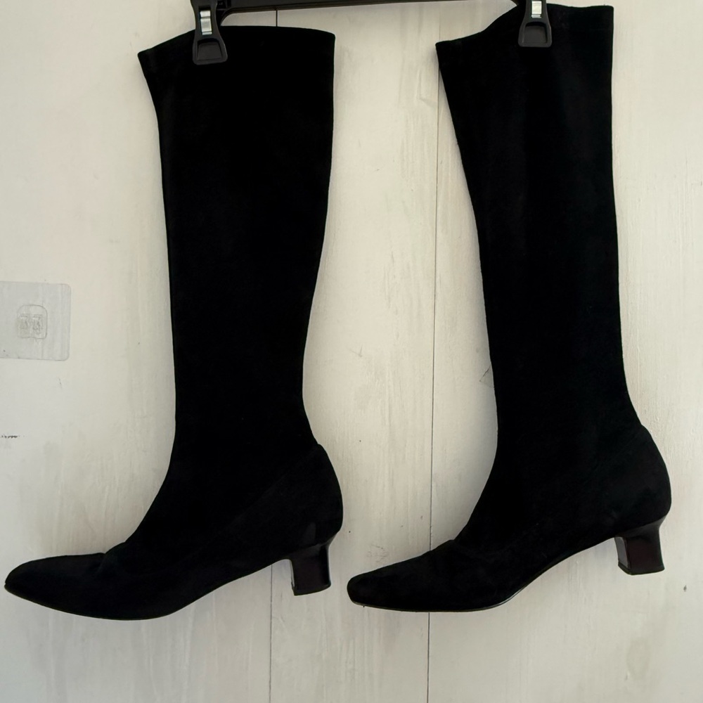 Cole Haan Black Low Heeled Soft Leather Boots 10